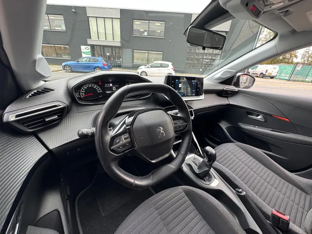 Peugeot 208 1.2 P.Tech Allure CarPlay Navigatie Cruise uit 2020, foto 8