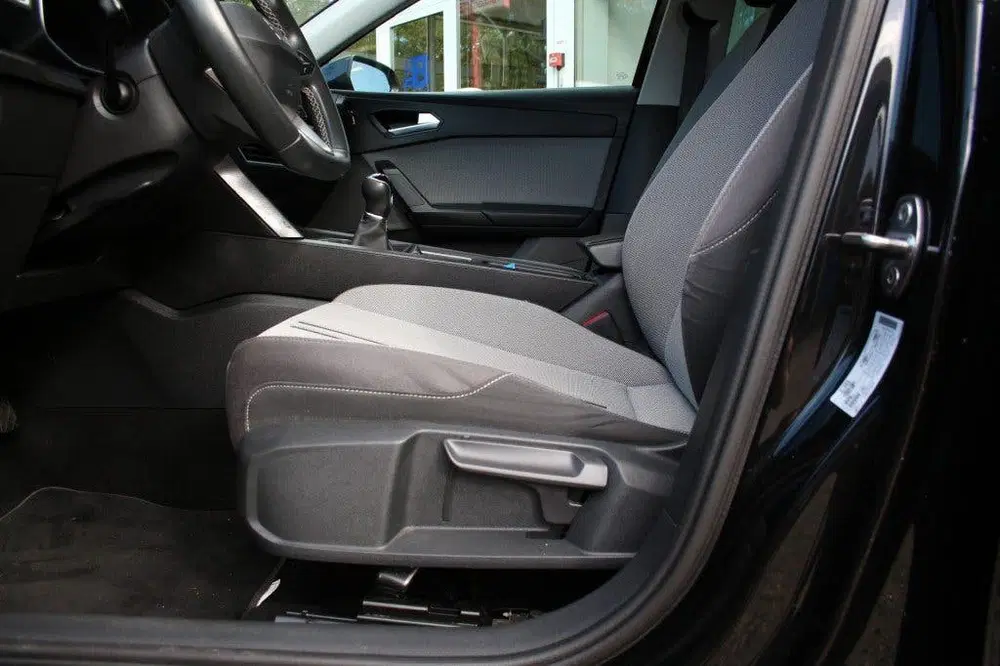 SEAT Leon 1.0 TSI Style Bussess Intens Sportstourer uit 2022, foto 12