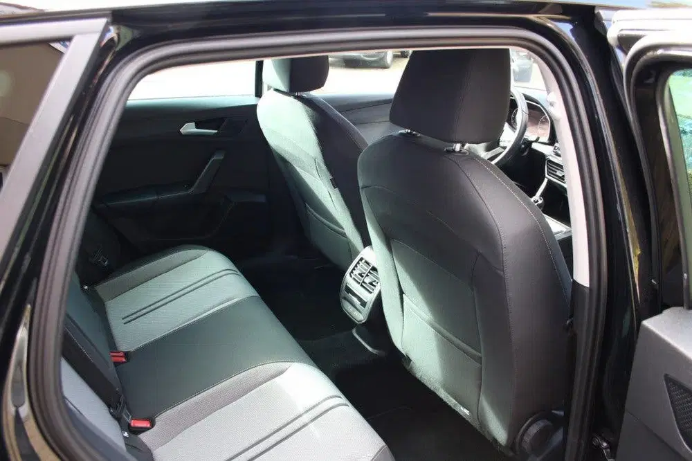 SEAT Leon 1.0 TSI Style Bussess Intens Sportstourer uit 2022, foto 14