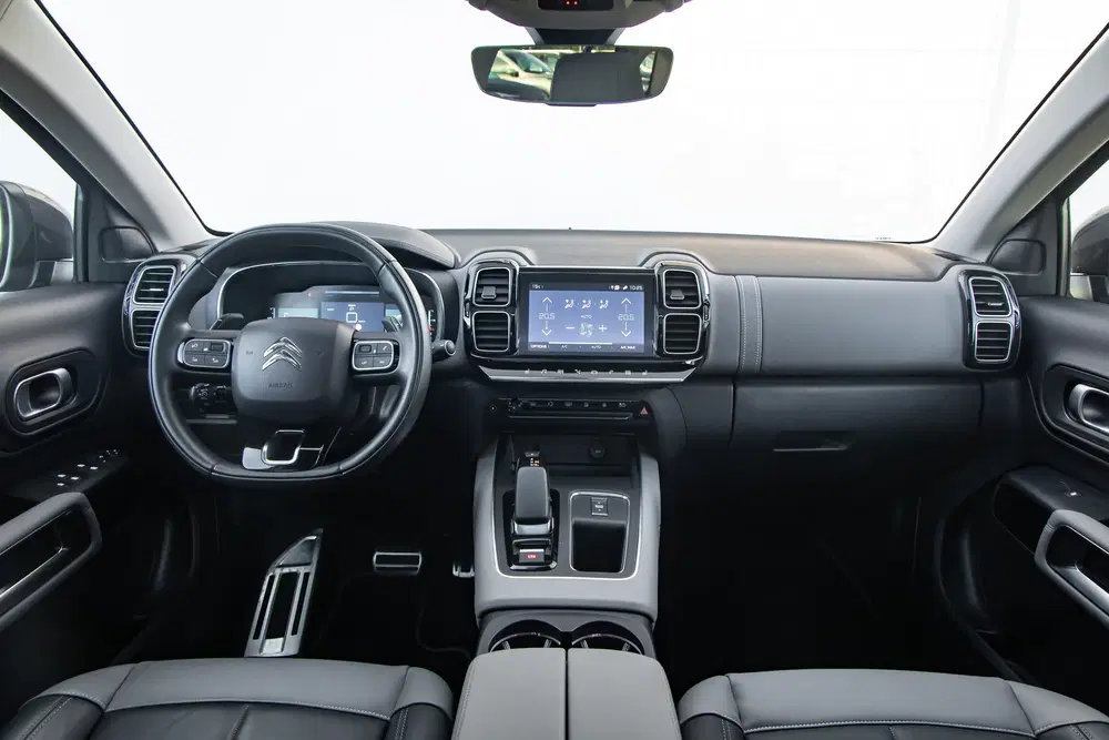 Citroën C5 Aircross 1.6 Pl.Hyb. 225 Shin CarPlay uit 2022, foto 3