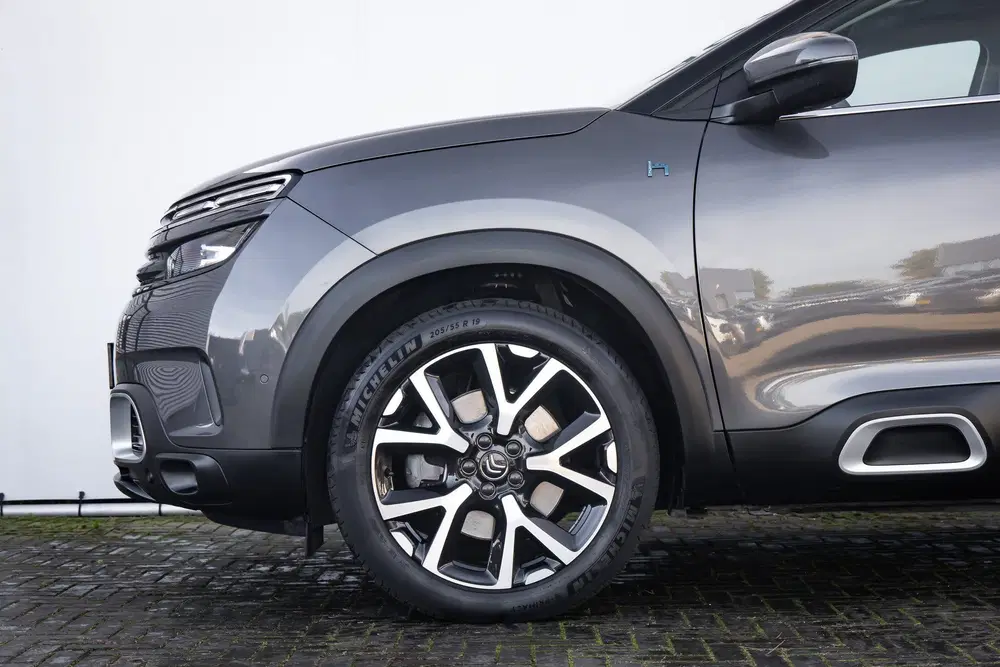 Citroën C5 Aircross 1.6 Pl.Hyb. 225 Shin CarPlay uit 2022, foto 9