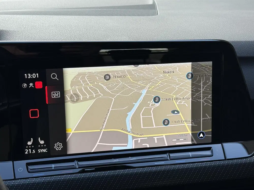 Volkswagen Golf 1.5 eTSI R-Line 150pk uit 2022, foto 5
