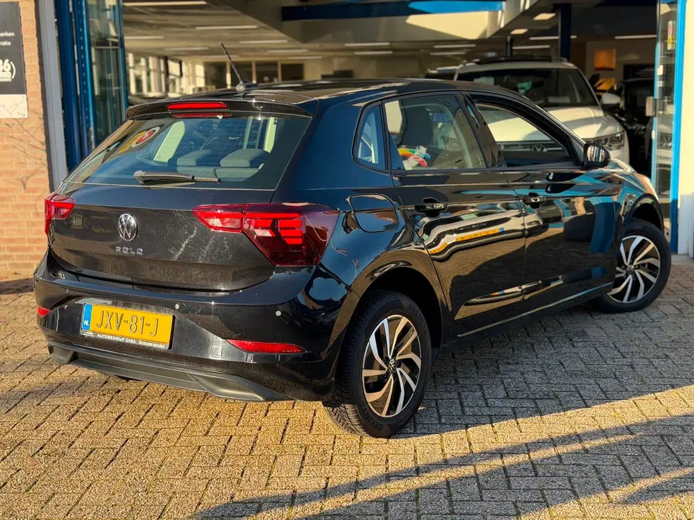 Volkswagen Polo 1.0 TSI Style 2022 ZWART NAVI CLIMA LM NAP uit 2022, foto 6