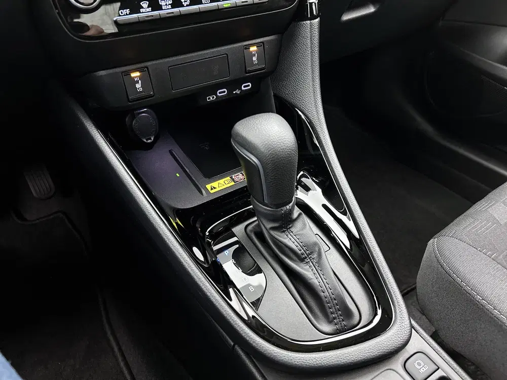 Toyota Yaris 1.5 Hybrid 115 Dynamic Comfort Pack uit 2025, foto 13