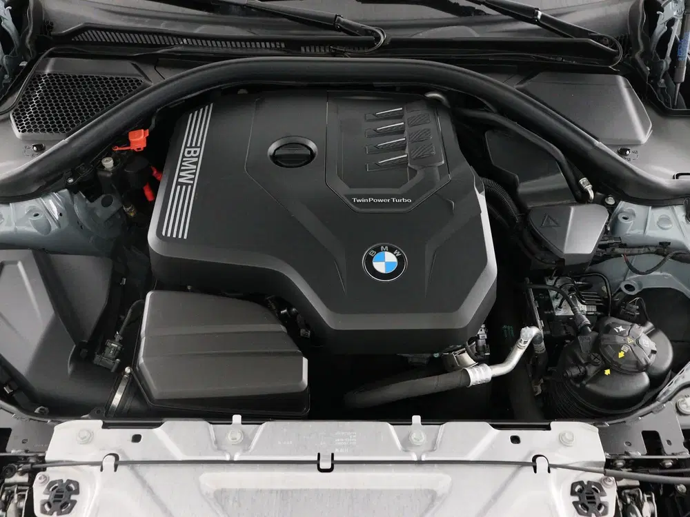 BMW 3-serie 320i Sedan M-Sport uit 2025, foto 5