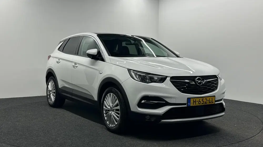 Opel Grandland 1.2 Turbo Innovation PANO CAMERA LM ECC CR uit 2020, foto 8