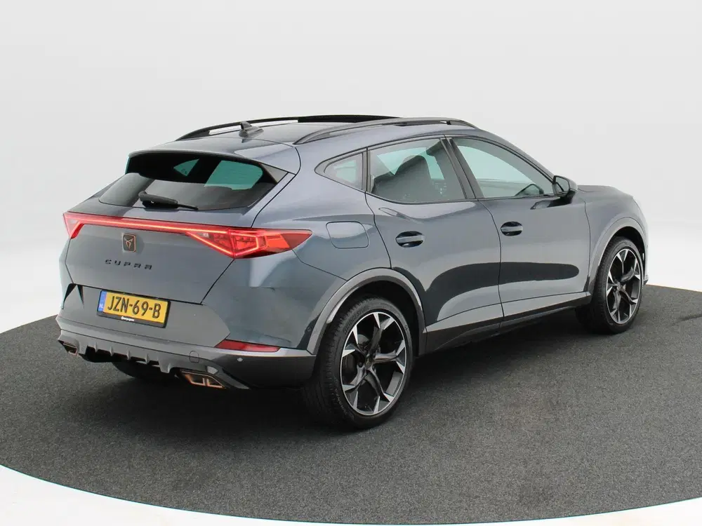 Cupra Formentor 1.4 e-Hybrid 204 Pk uit 2024, foto 3