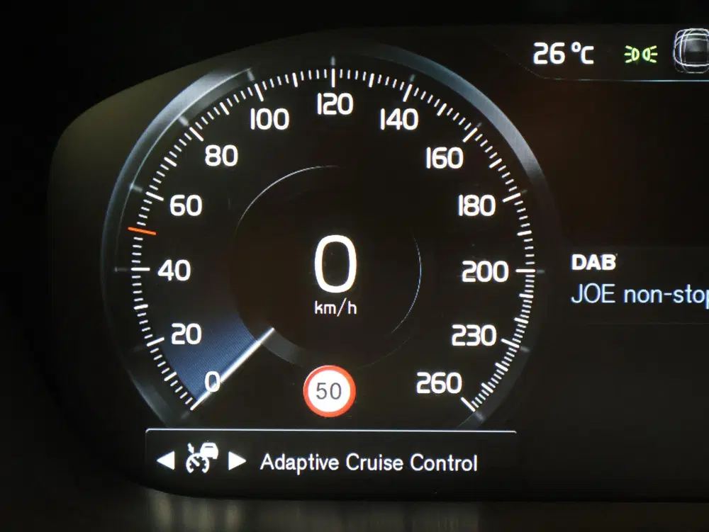 Volvo XC60 T8 390PK Plug in Hybrid AWD R-Design uit 2019, foto 11