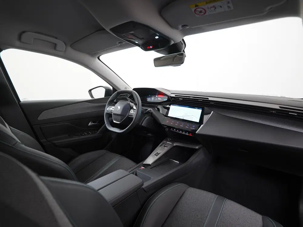 Peugeot 408 1.2 Hybrid 145 e-DCS6 Allure uit 2025, foto 2