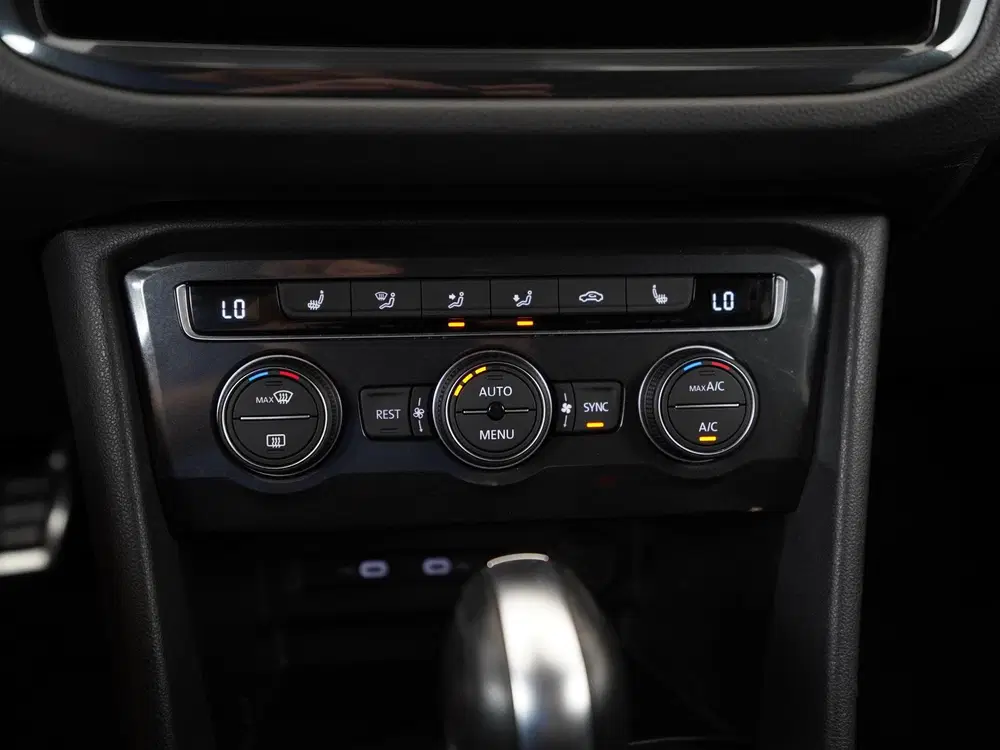 Volkswagen Tiguan Allspace 1.5 TSI R-Line DSG uit 2021, foto 11
