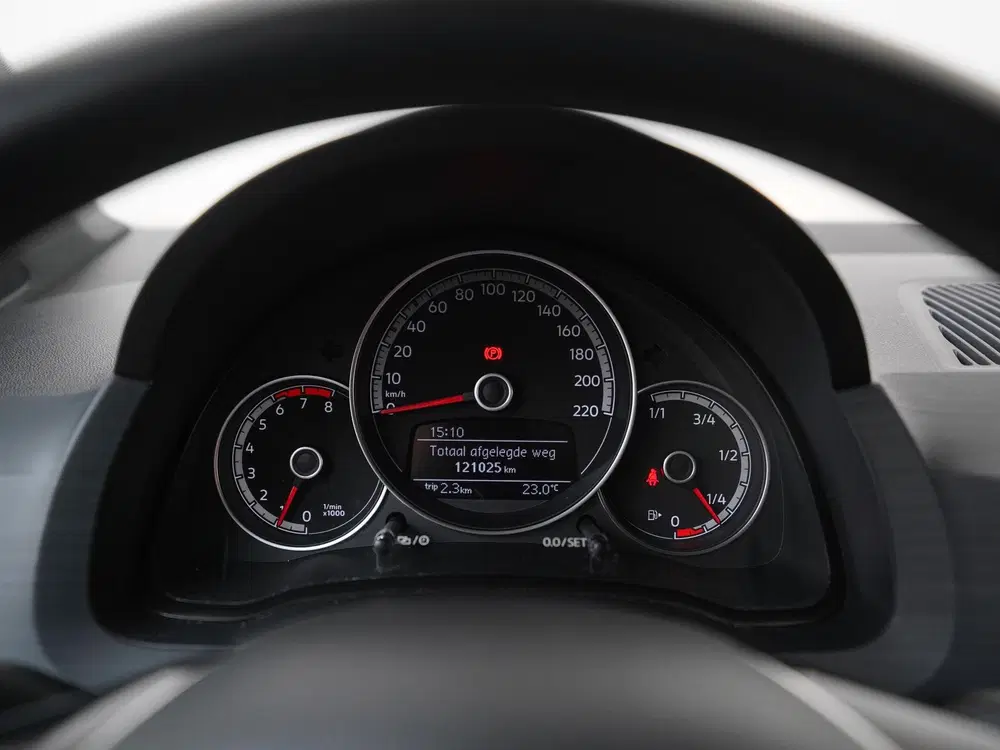Volkswagen up! 1.0 BMT Cross up uit 2019, foto 8