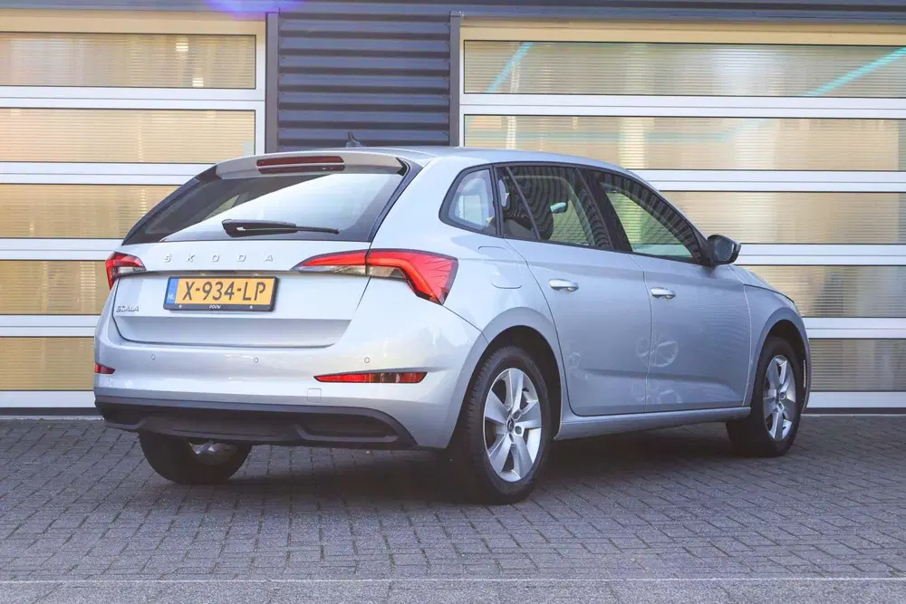 Skoda Scala 1.0 TSI 110pk Ambition uit 2024, foto 2