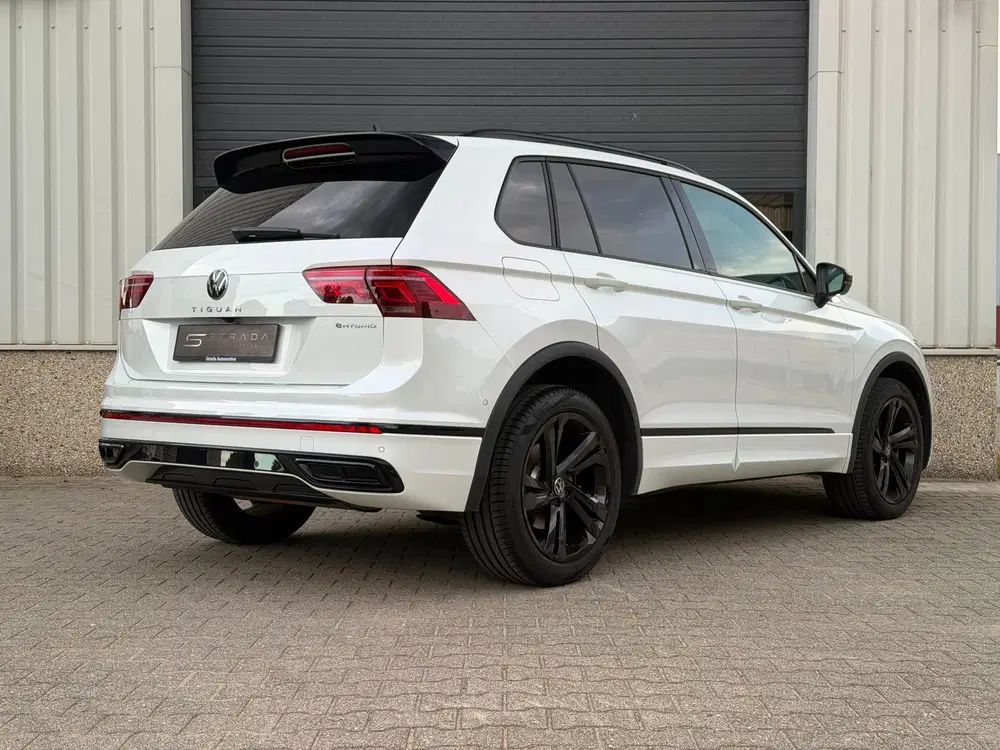 Volkswagen Tiguan eHybrid R-Line Business+ uit 2022, foto 5