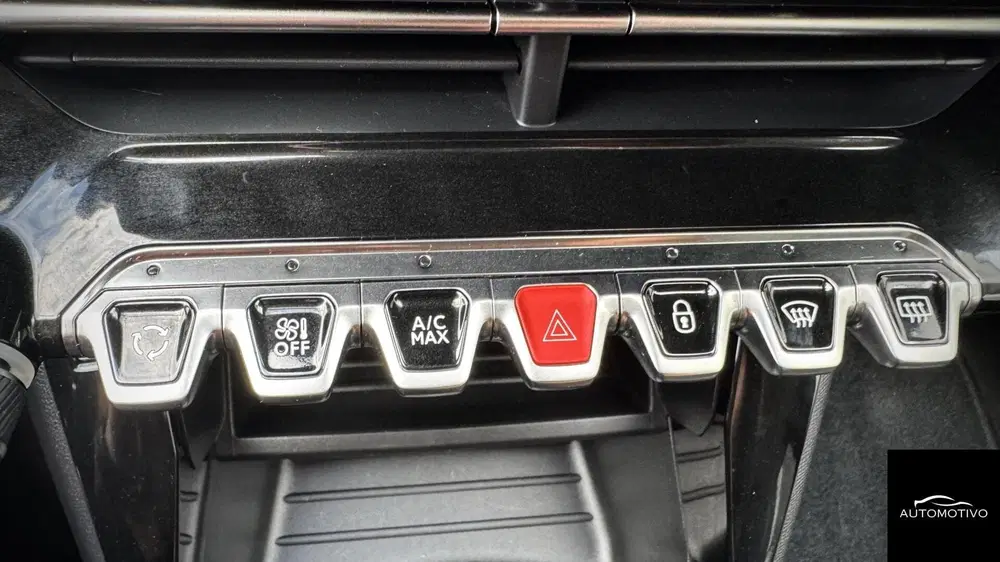 Peugeot 208 1.2 PureTech uit 2023, foto 15