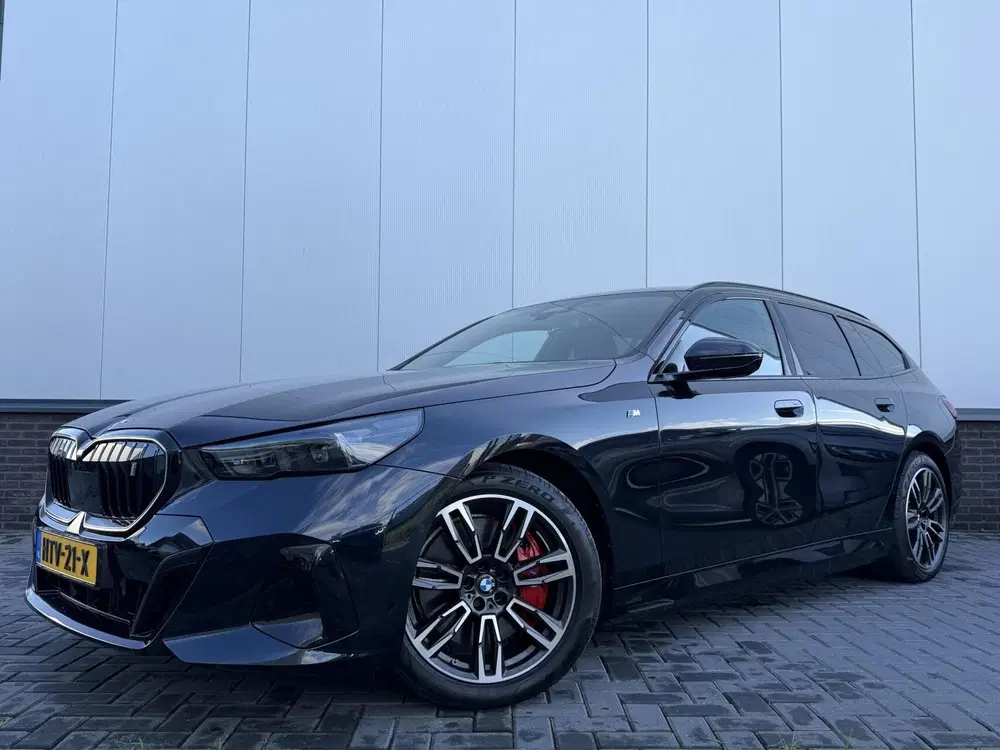BMW i5 MSportPro uit 2025