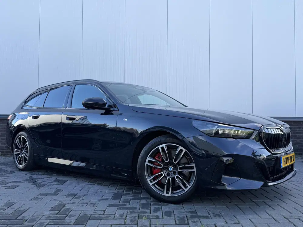 BMW i5 MSportPro uit 2025, foto 2