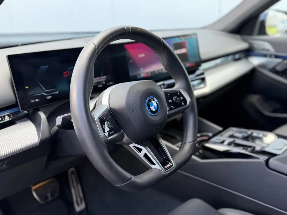 BMW i5 MSportPro uit 2025, foto 7