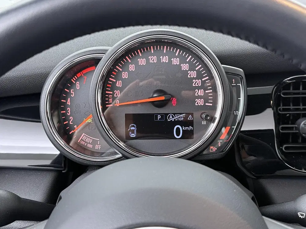 Mini Cabrio Cooper Stoelverwarming uit 2023, foto 3