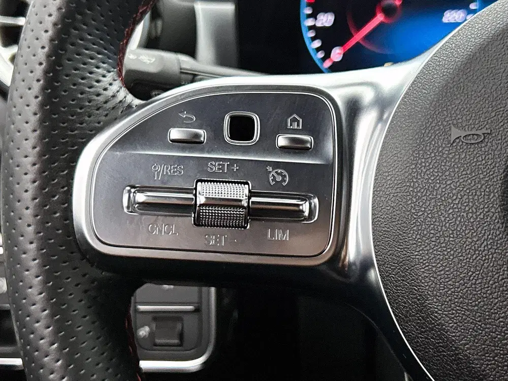 Mercedes-Benz A-Klasse 180 Business Solution AMG uit 2022, foto 6