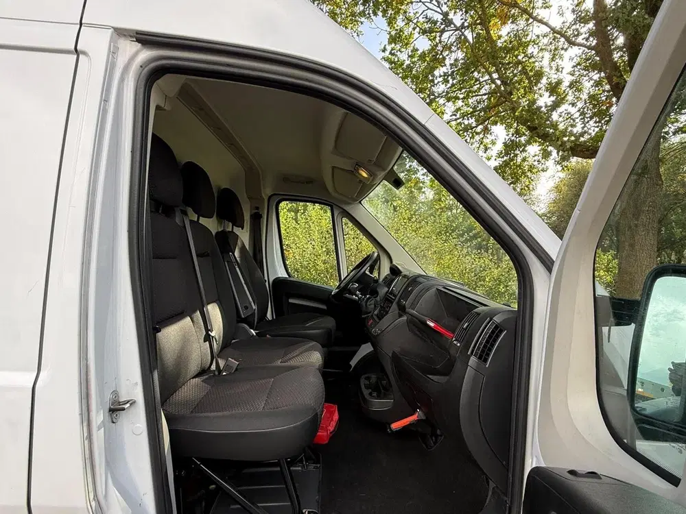 Citroën Jumper Citroen Jumper bestel 2.2 BlueHDi 120 L2H2 uit 2023, foto 13