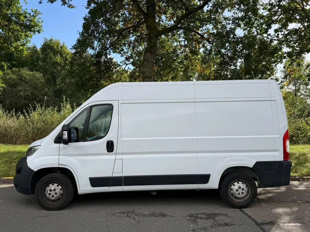 Citroën Jumper Citroen Jumper bestel 2.2 BlueHDi 120 L2H2 uit 2023, foto 2