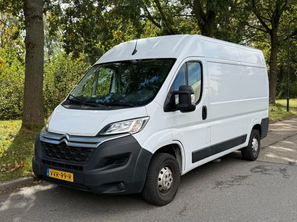 Citroën Jumper Citroen Jumper bestel 2.2 BlueHDi 120 L2H2 uit 2023, foto 4