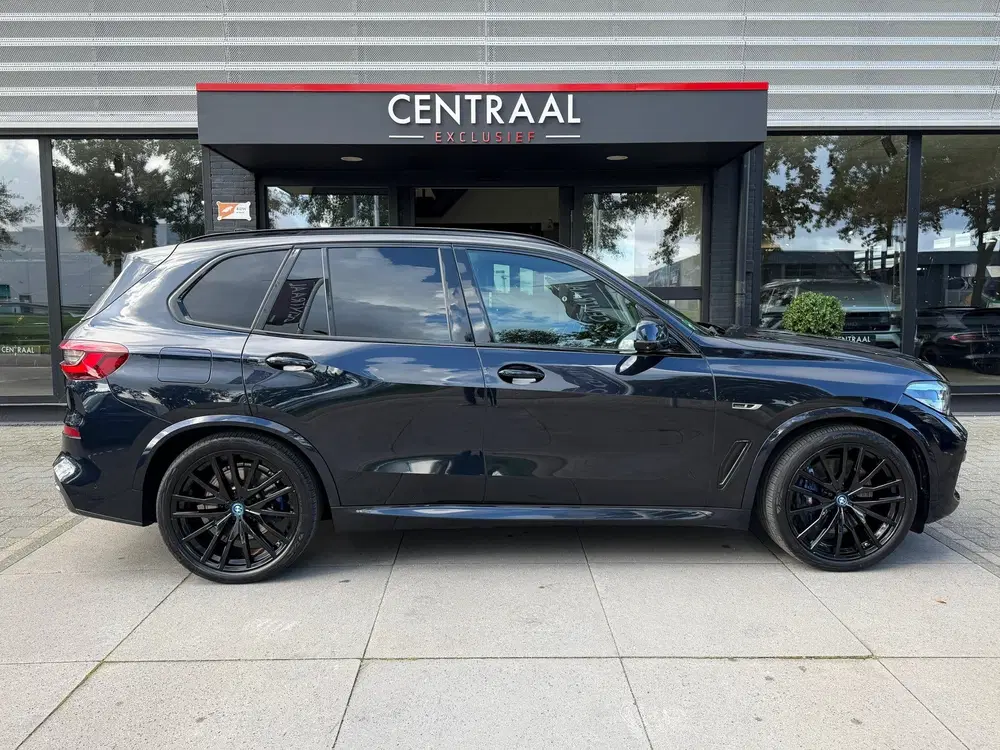 BMW X5 XDrive45e High Exe Pano uit 2021, foto 15