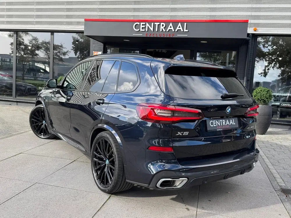 BMW X5 XDrive45e High Exe Pano uit 2021, foto 4