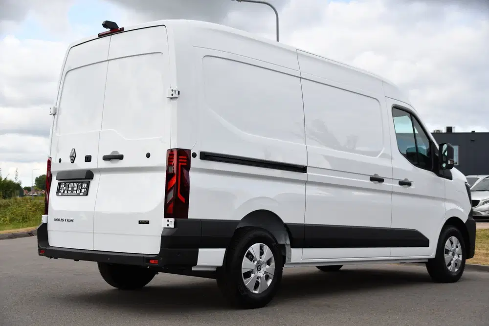 Renault Master E-Tech T35 L2H2 Extra long range 87 kWh Ca uit 2026, foto 6