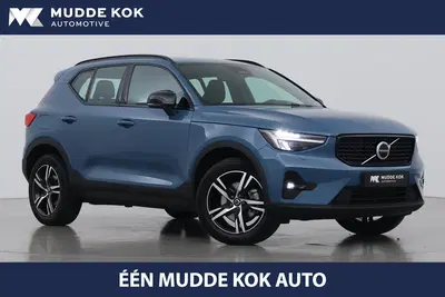 Volvo XC40 B3 Plus Dark uit 2024