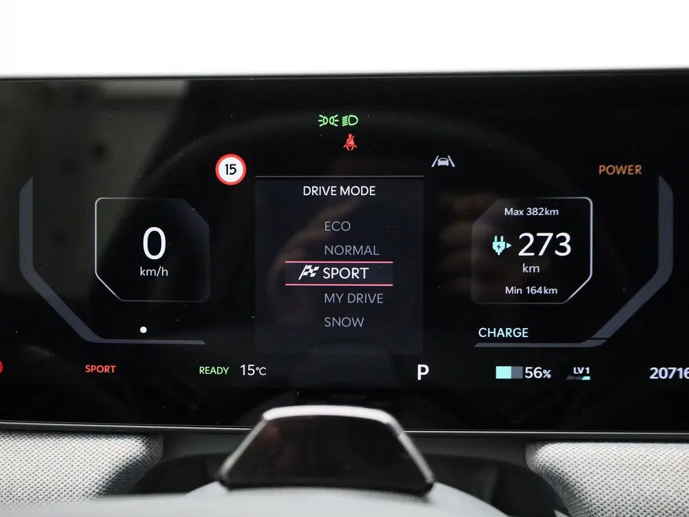 Kia EV3 Plus Advanced 81.4 kWh uit 2025, foto 13