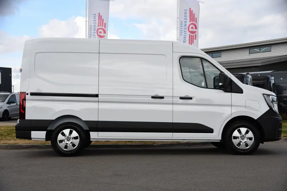 Renault Master E-Tech T35 L2H2 Extra long range 87 kWh Ca uit 2026, foto 10