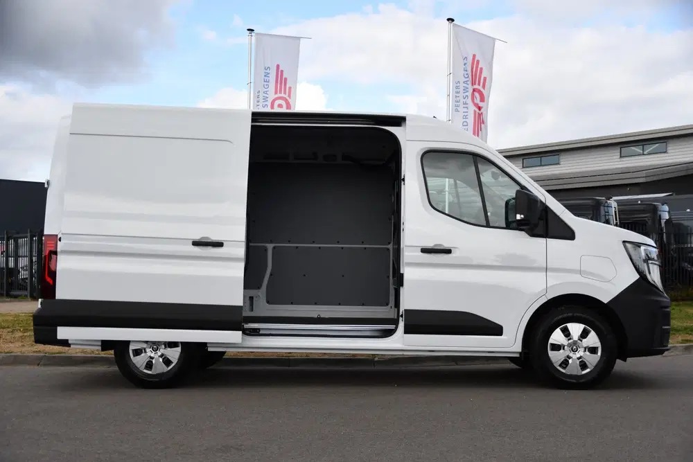 Renault Master E-Tech T35 L2H2 Extra long range 87 kWh Ca uit 2026, foto 11