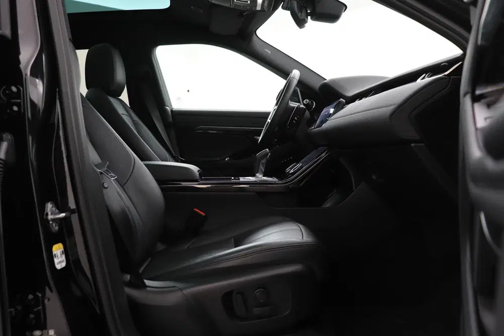 Land Rover Range Rover Evoque P300e R-Dynamic SE uit 2023, foto 5