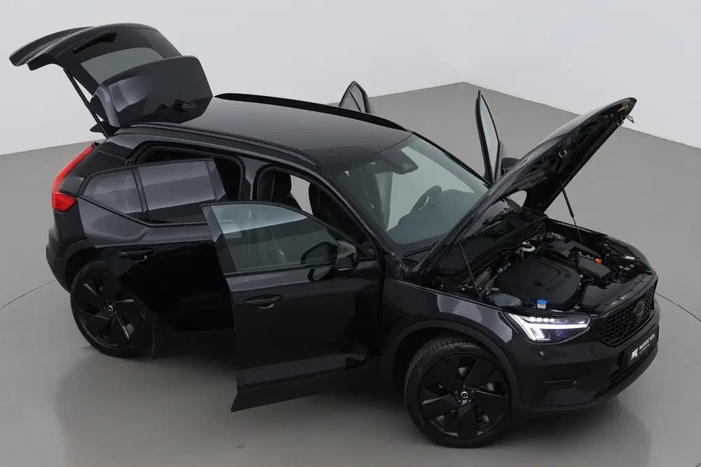 Volvo XC40 2.0 B3 Plus Black Edition uit 2025, foto 6