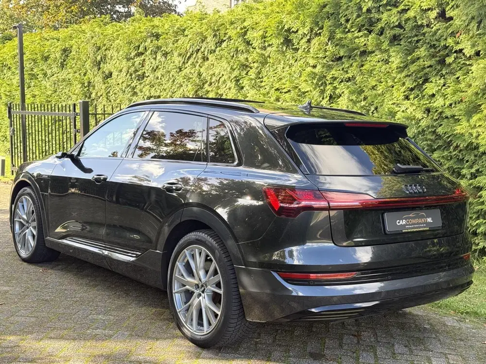 Audi e-tron ETRON 55 quattro uit 2020, foto 11