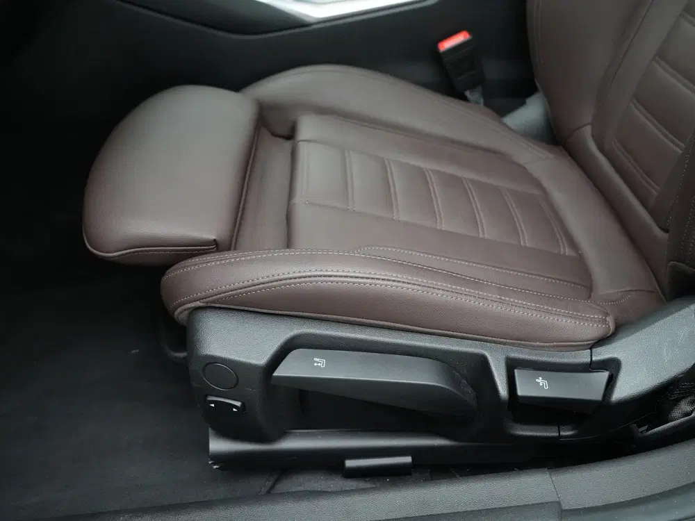 BMW 3-serie 320i Touring M-Sport (bj 2025 uit 2025, foto 15