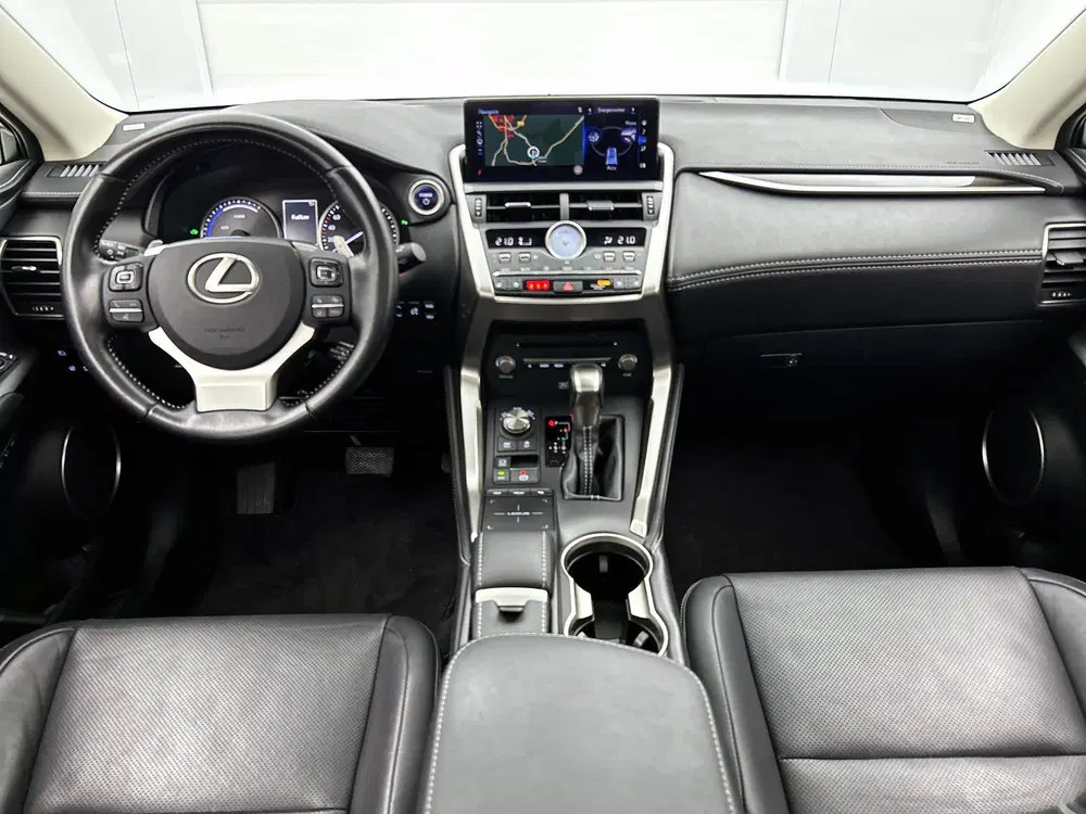 Lexus NX 300h AWD Executive Line uit 2021, foto 5