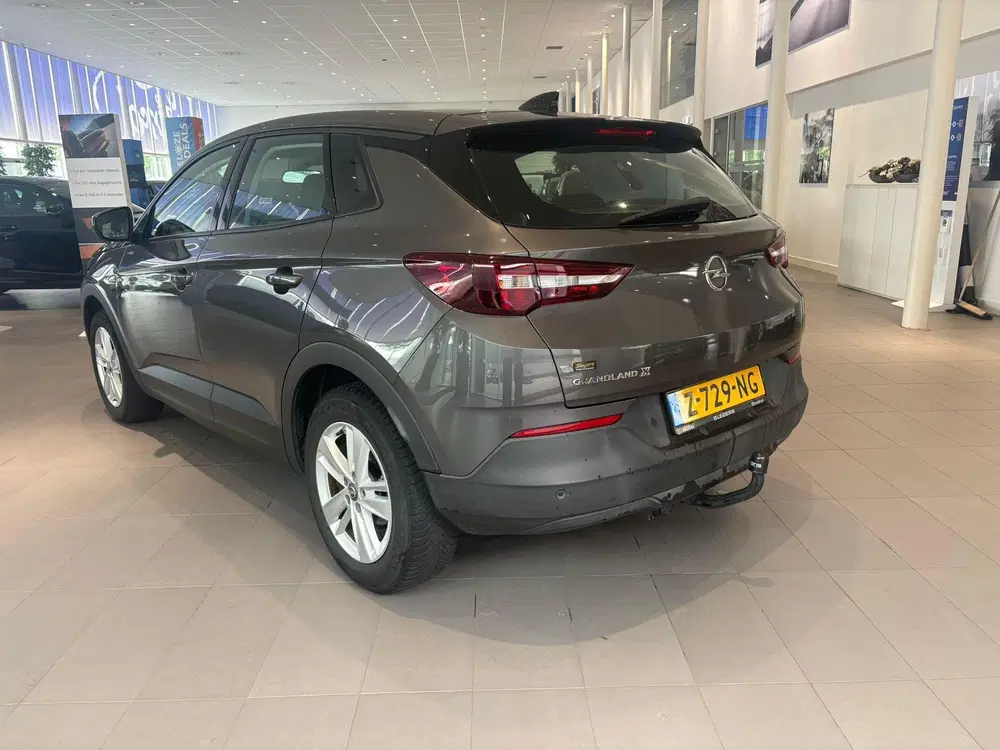Opel Grandland 1.2 Turbo Edition TREKHAAK uit 2020, foto 3