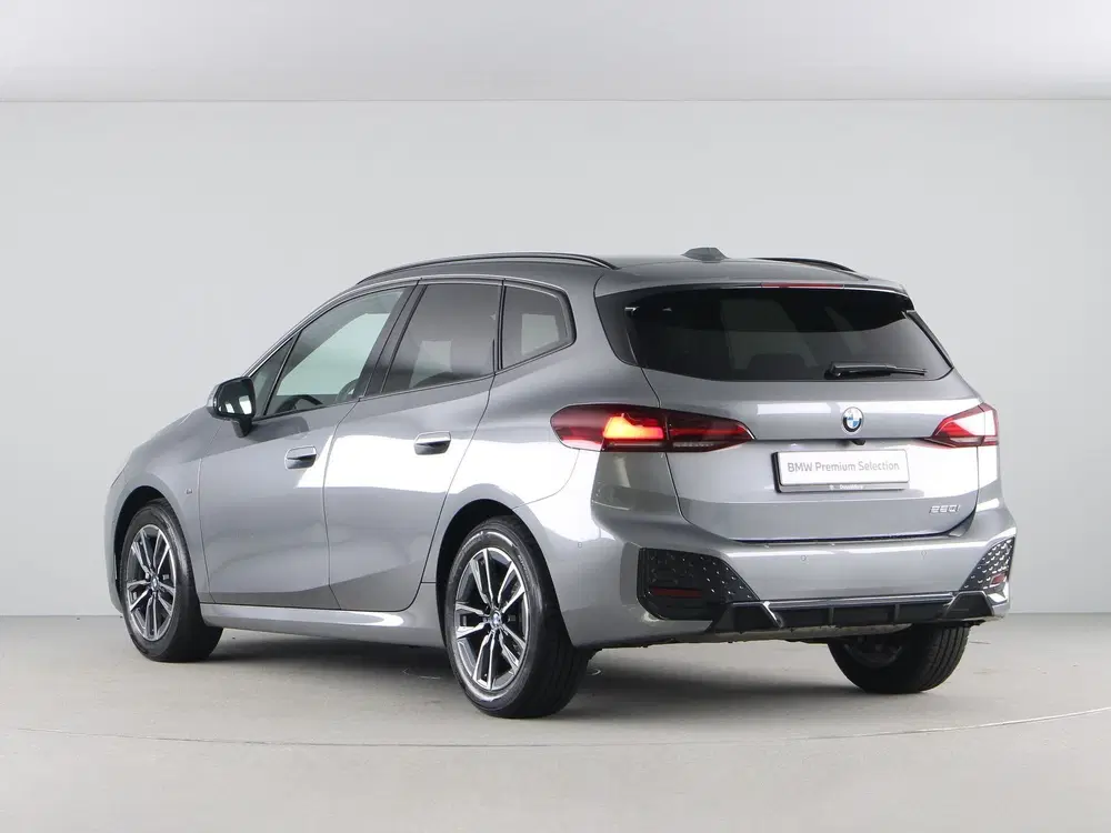 BMW 2-serie 220i Active Tourer M-Sport (bj 2025 uit 2025, foto 11