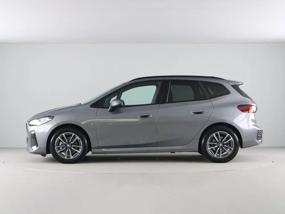 BMW 2-serie 220i Active Tourer M-Sport (bj 2025 uit 2025, foto 12