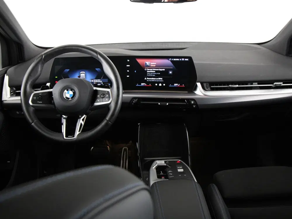 BMW 2-serie 220i Active Tourer M-Sport (bj 2025 uit 2025, foto 13