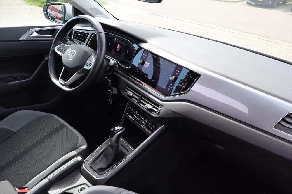 Volkswagen Polo 1.0 TSI Panoramadak uit 2024, foto 2