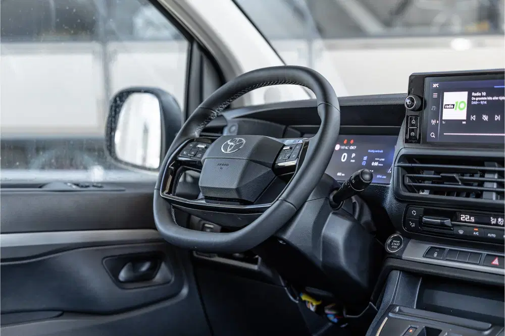 Toyota Proace 2.0 D-4D Professional DC L3H1 XL uit 2024, foto 11