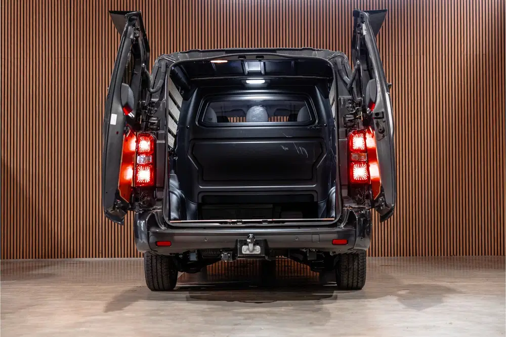 Toyota Proace 2.0 D-4D Professional DC L3H1 XL uit 2024, foto 8