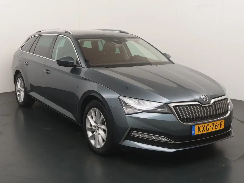 Skoda Superb 1.4 TSI iV 218pk Business Edition uit 2022, foto 7