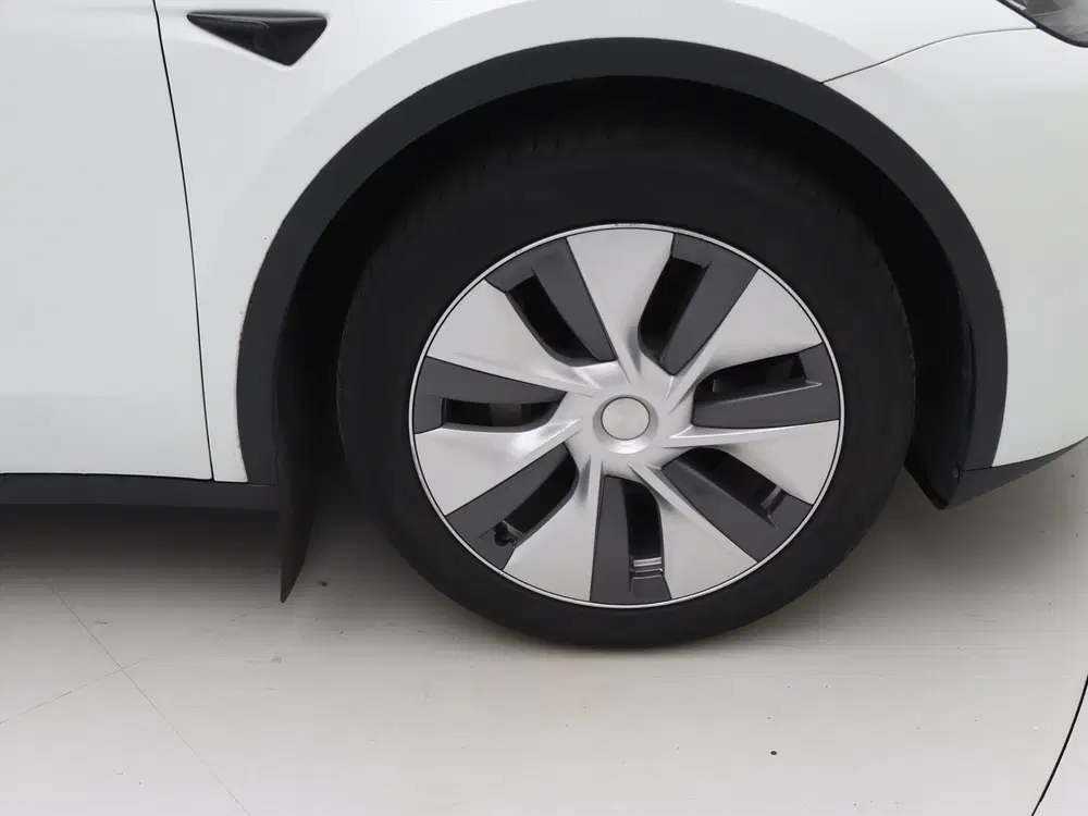 Tesla Model Y Standard RWD Plus 91.7% SoH [ AMD RYZEN+AU uit 2023, foto 11