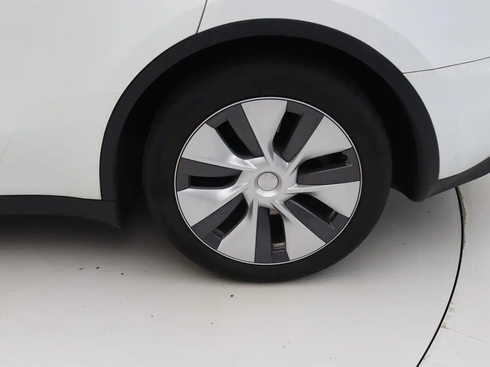Tesla Model Y Standard RWD Plus 91.7% SoH [ AMD RYZEN+AU uit 2023, foto 13