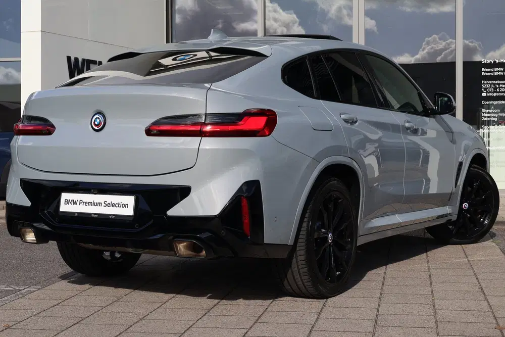 BMW X4 xDrive20i High Executive M Sport Automaat uit 2022, foto 11