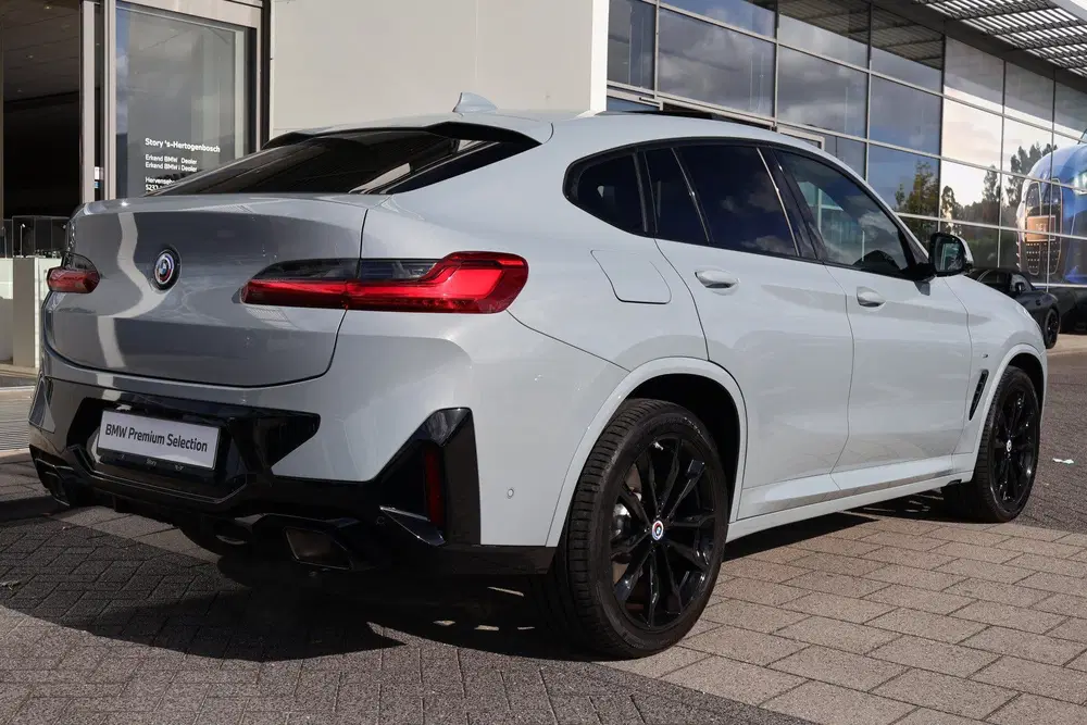 BMW X4 xDrive20i High Executive M Sport Automaat uit 2022, foto 8